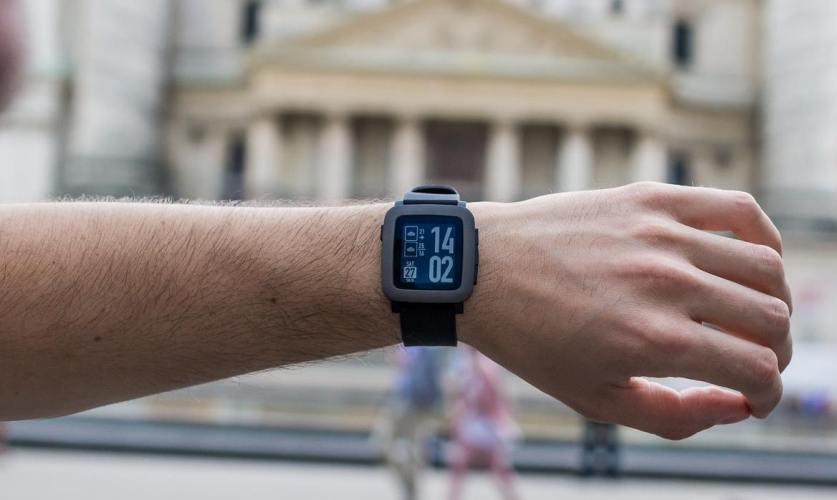 Best Watchfaces with Plenty of Detail for Pebble Time