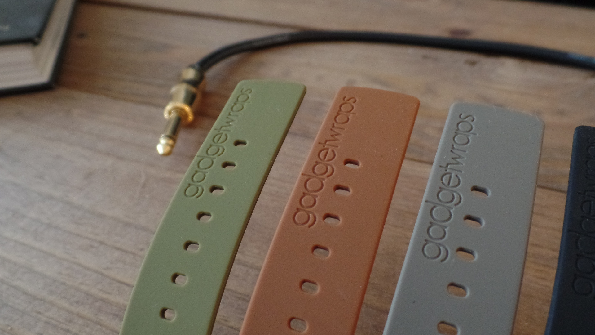 Review GadgetWraps straps for Pebble