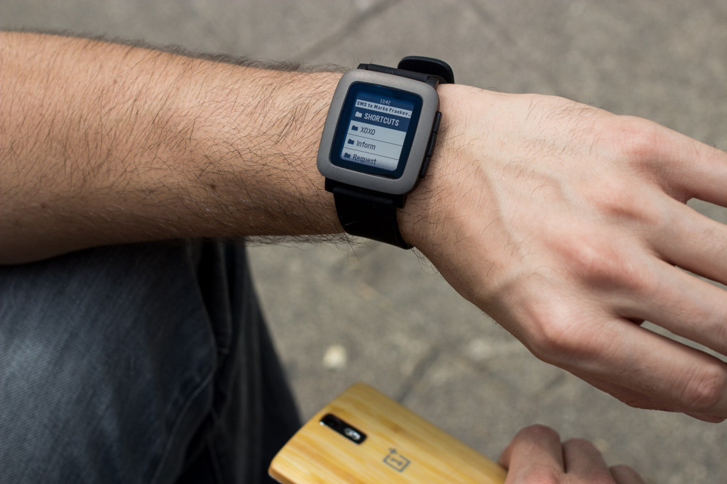 Messaging on Pebble Time - Awear