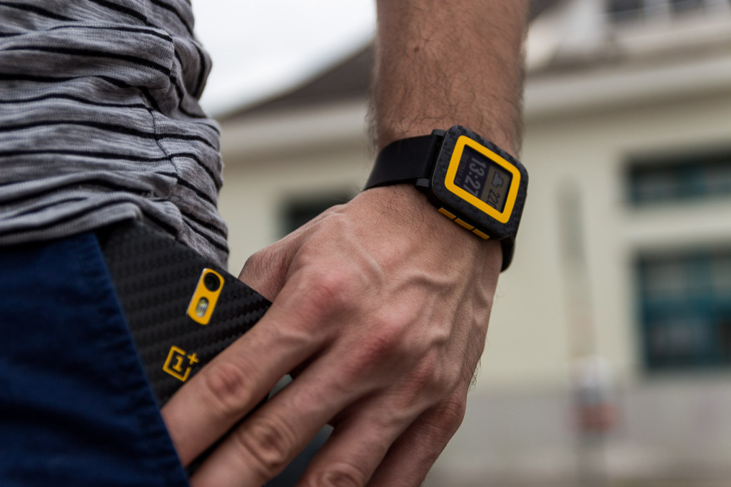 Review: dbrand Skins for Pebble Time