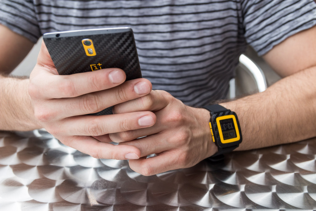 Review: dbrand Skins for Pebble Time