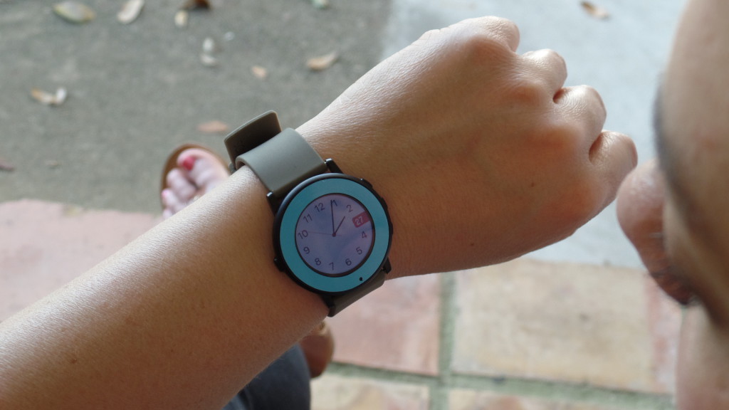 Review GadgetWraps straps for Pebble