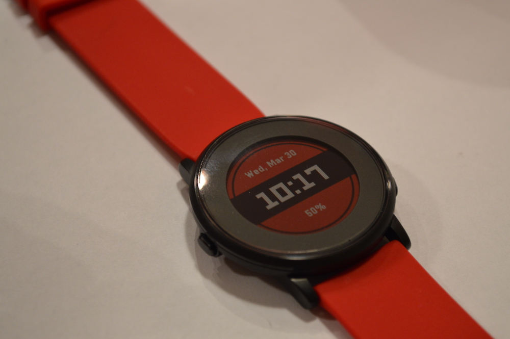 Best Watchfaces for the Pebble Time Round