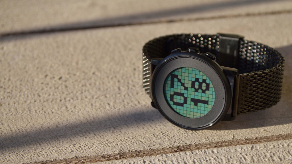 Best Watchfaces for the Pebble Time Round