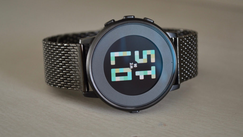 Best Watchfaces for the Pebble Time Round