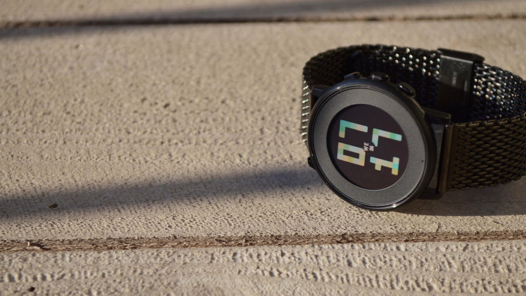 Best Watchfaces for the Pebble Time Round