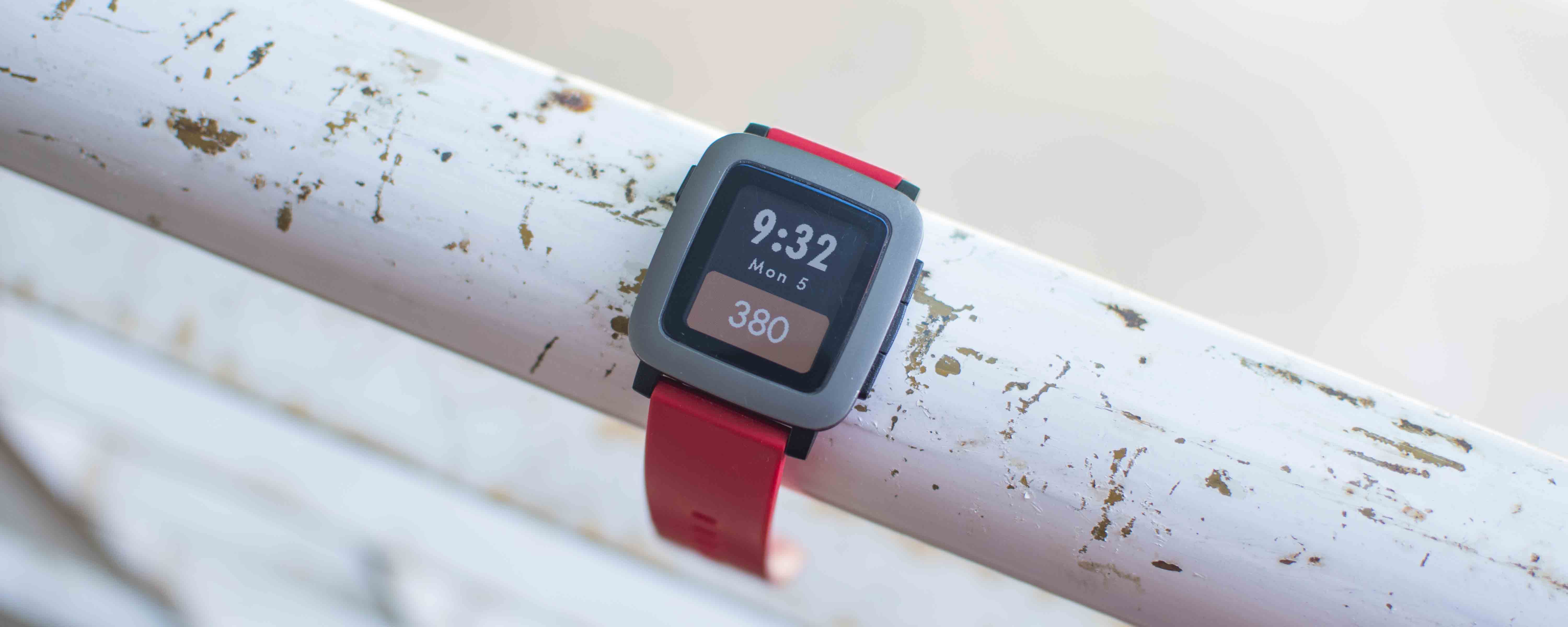 Futura Steps - Best watchfaces for Pebble Time and Time Steel